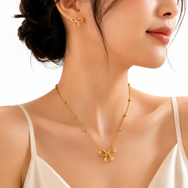 Gold_Stainless_Steel_Plated_Pendant_Necklace_For_Women