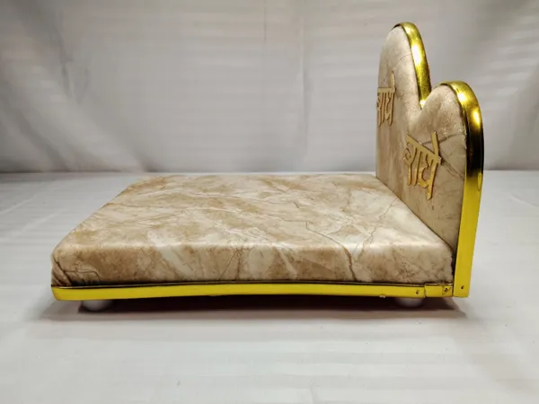 light_cream_bed