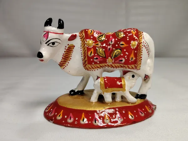 metal_printed_cow