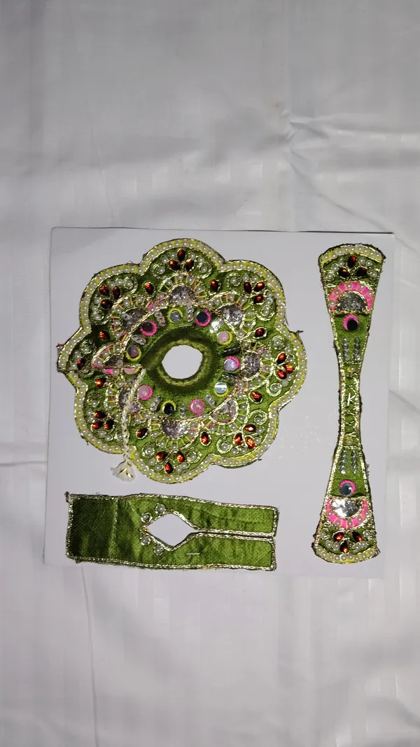 Flower_shaped_Poshak
