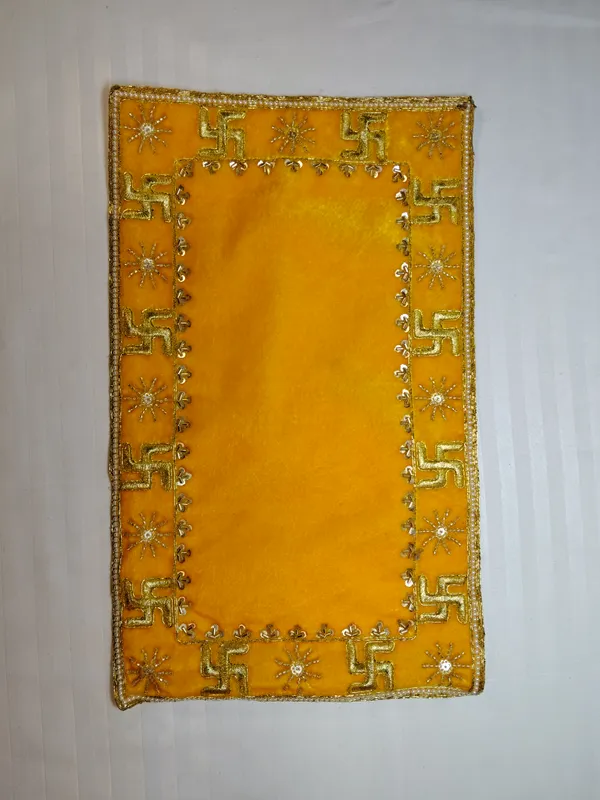 handmade_aasan_yellow