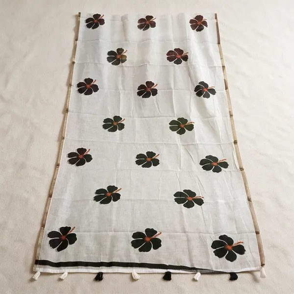 White_Floral_Print_Saree_For_Women