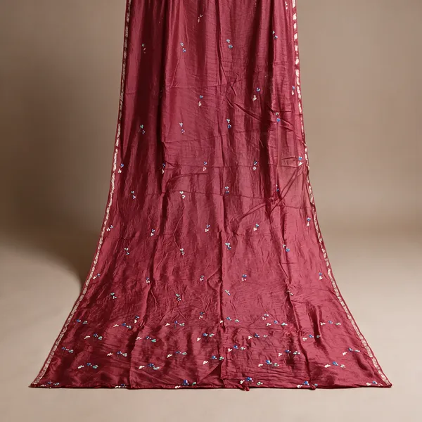 Magenta_Embellished_Saree_For_Women
