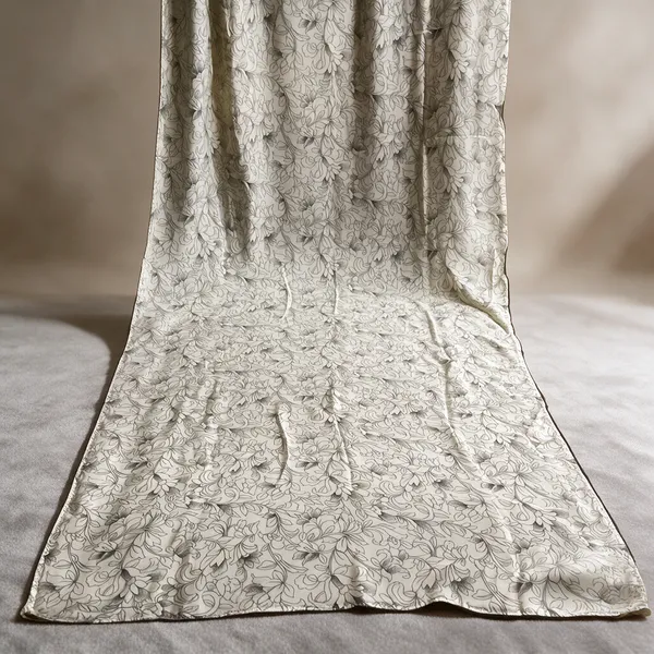 Grey_Printed_Floral_Saree_For_Women