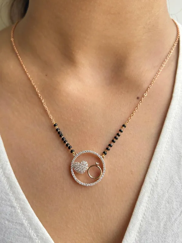Rose_Gold-Tone_Black_Beaded_Pendant_Necklace_for_Women