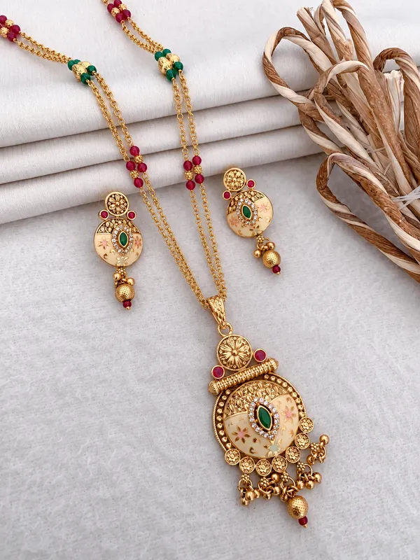 Gold_Tone_Metal_Ethnic_Floral_Pendant_Necklace_Set_For_Women