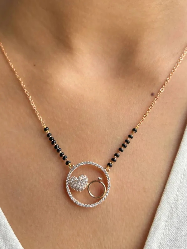 Rose_Gold-Tone_Black_Beaded_Pendant_Necklace_for_Women