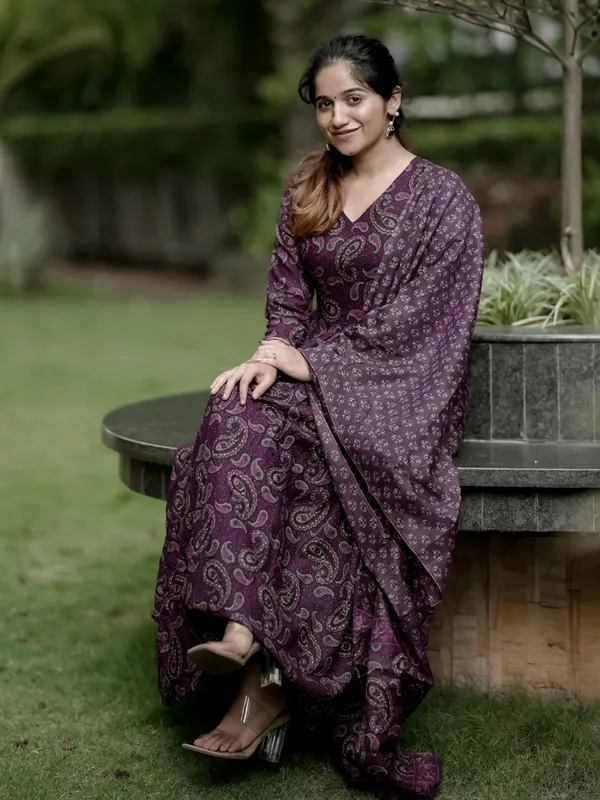 Purple_Rayon_Paisley_Print_Relaxed_Fit_Kurta_Set_For_Women