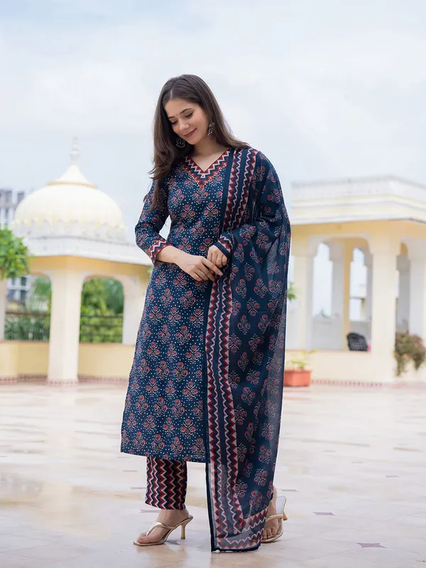 Navy_Cotton_Straight_Printed_Kurta_Set_For_Women