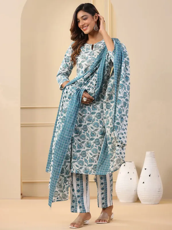 Blue_Rayon_Floral_Print_Straight_Ethnic_Suit_Set_For_Women