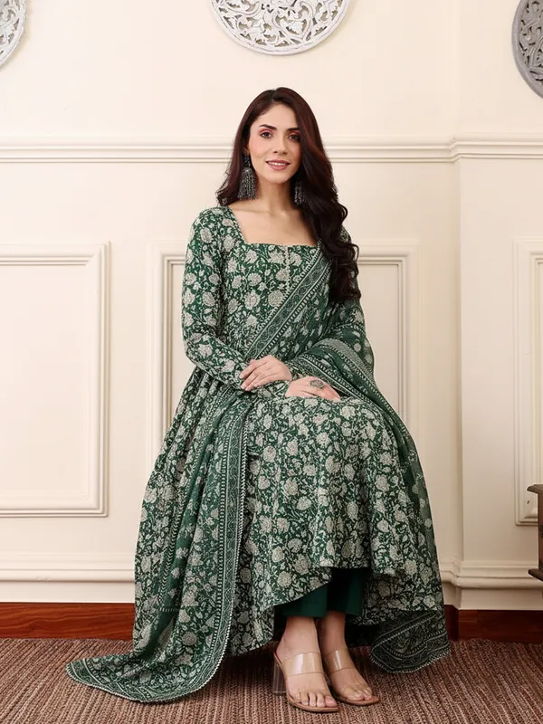 Dark_Green_Rayon_Printed_Kurti_Set_For_Women