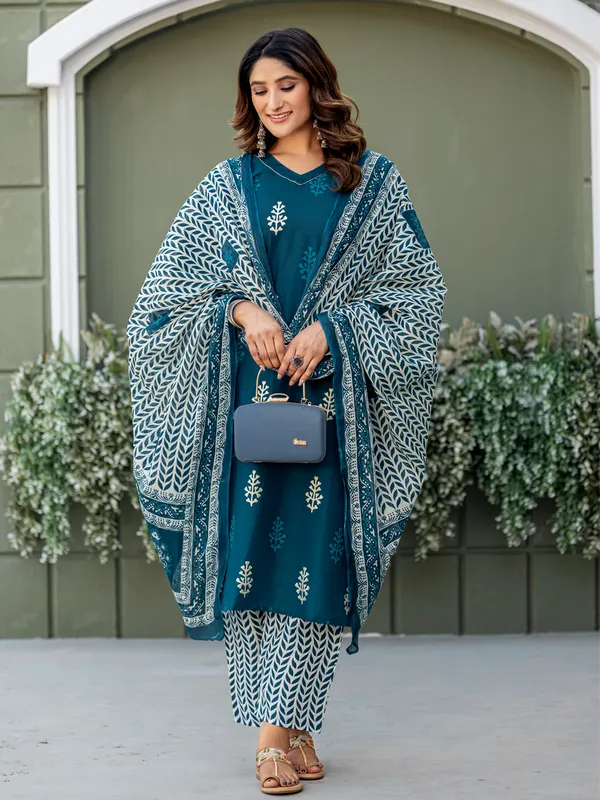 Teal_Cotton_Printed_Straight_Kurta_Set_For_Women