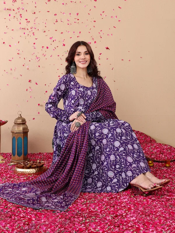 Purple_Rayon_Floral_Print_Flared_Anarkali_Suit_Set_For_Women