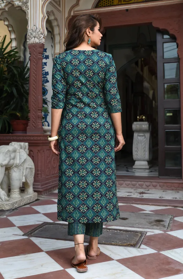 Teal_Rayon_Geometric_Print_Straight_Kurta_Set_For_Women