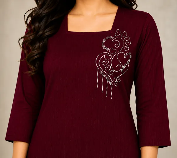 Maroon_And_Navy_Textured_Straight_Fit_Kurti_For_Women