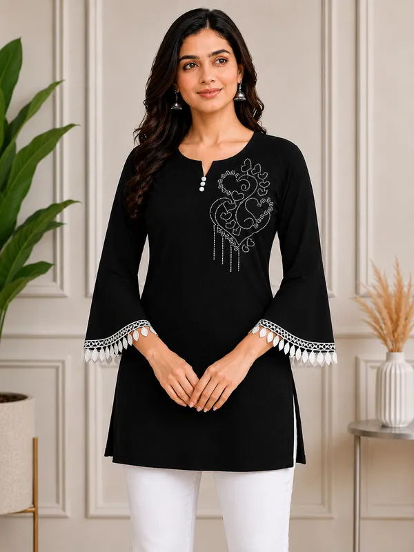 Black_Embellished_Straight_Kurti_for_Women