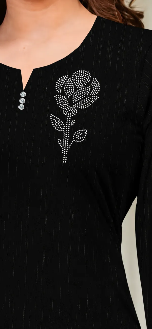 Black_Textured_Regular_Fit_Kurti_for_Women
