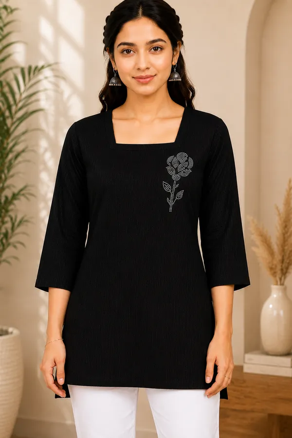 Black_Straight_Fit_Kurti_for_Women