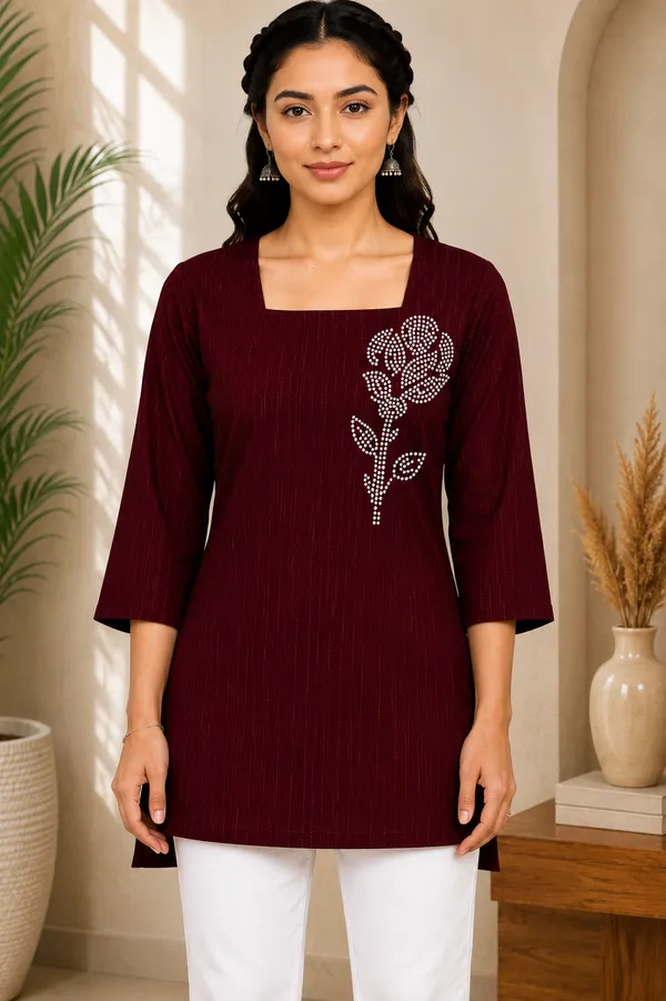 Maroon_Straight_3/4_Sleeve_Kurti_for_Women
