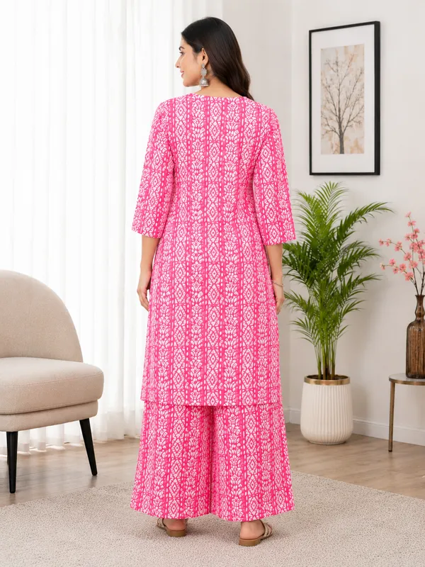 Pink_Printed_Straight_Kurta_Palazzo_Set_for_Women