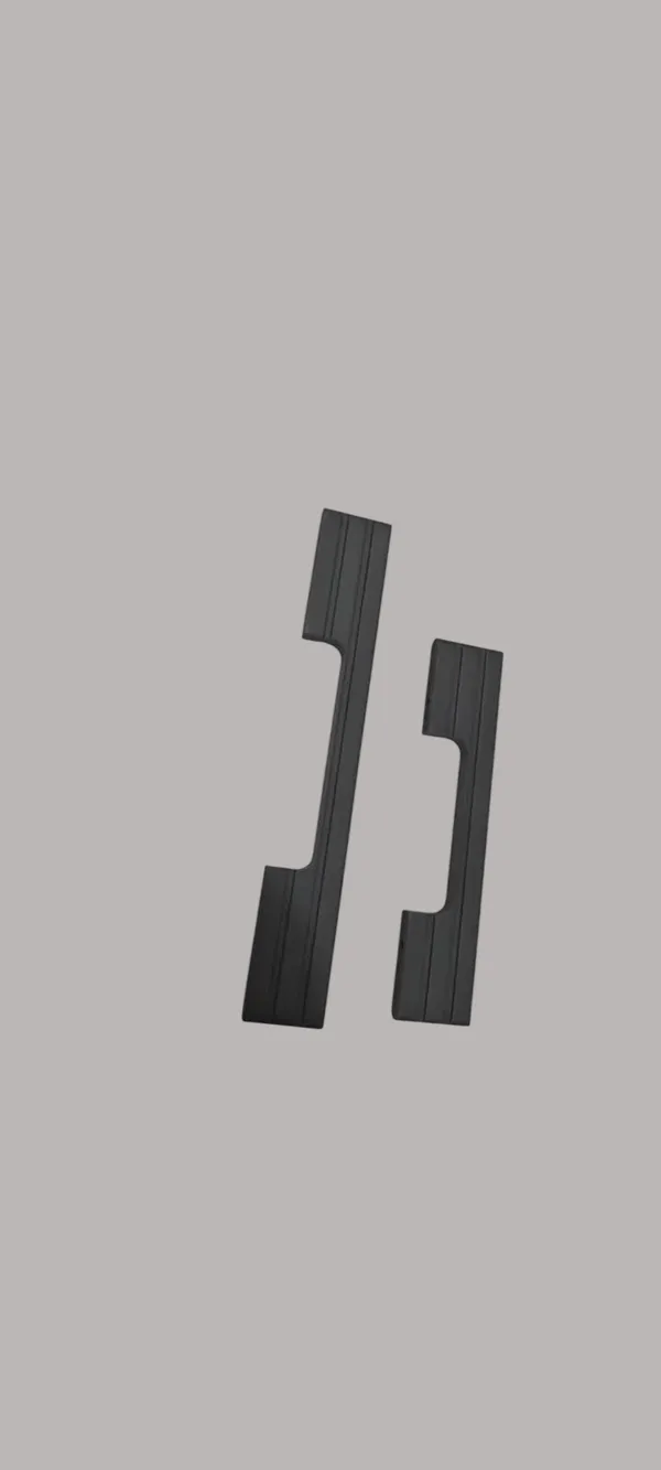 Modern_&_Antique_Cabinet_Handle_Duo_Black_&_Bronze