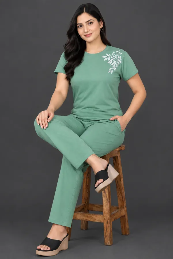 Pista_Leaf___Polyester_Lycra_Night_Wear_For_Women