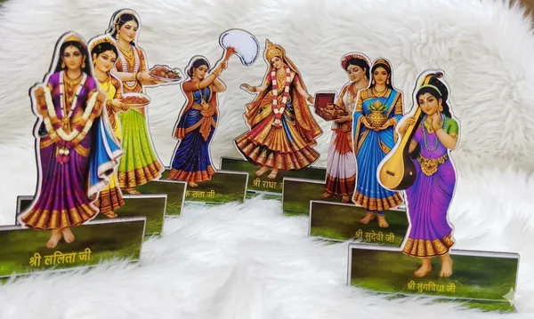 Devotional_Goddess_Figurine_Set_with_Display_Bases