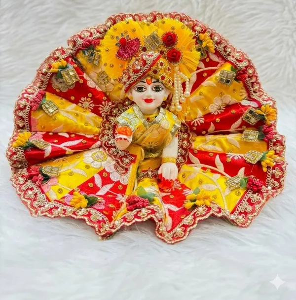 Red_Yellow_Embellished_Laddu_Gopal_Idol_With_Decorative_Dress