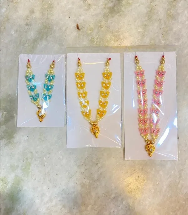 Multicolor_Beaded_Butterfly_Necklace_Set_for_Girls