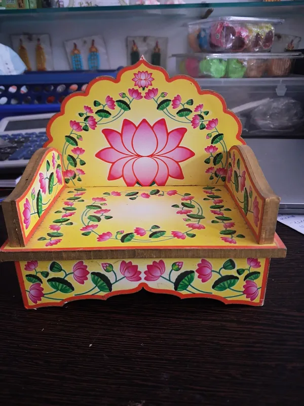 Wooden_Traditional_Floral_Painted_Corner_Wall_Shelf