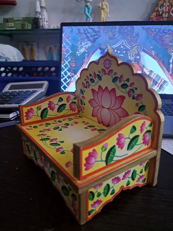 Wooden_Floral_Painted_Corner_Wall_Shelf
