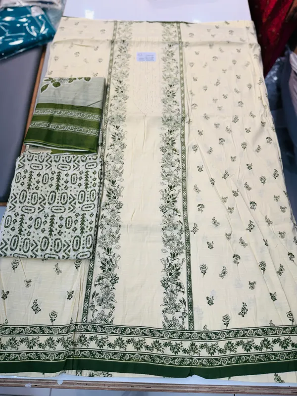 Cream_Cotton_Straight_Floral_Print_Unstitched_Suit_Set_For_Women
