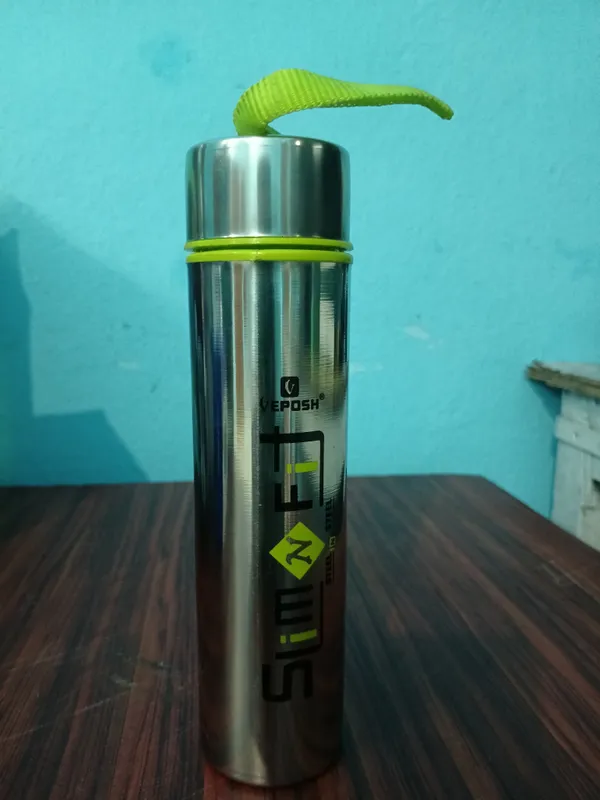 Stainless_Steel_Green_Straw_Water_Bottle