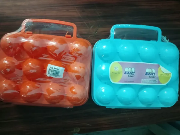 Plastic_Egg_Storage_Container