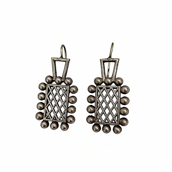 Silver-Tone_Brass_Geometric_Lattice_Dangle_Earrings_For_Women