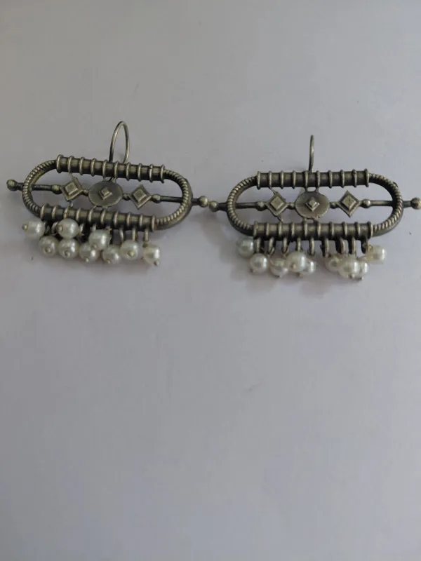 Silver_Oxidised_Brass_Geometric_Dangle_Earrings_For_Women