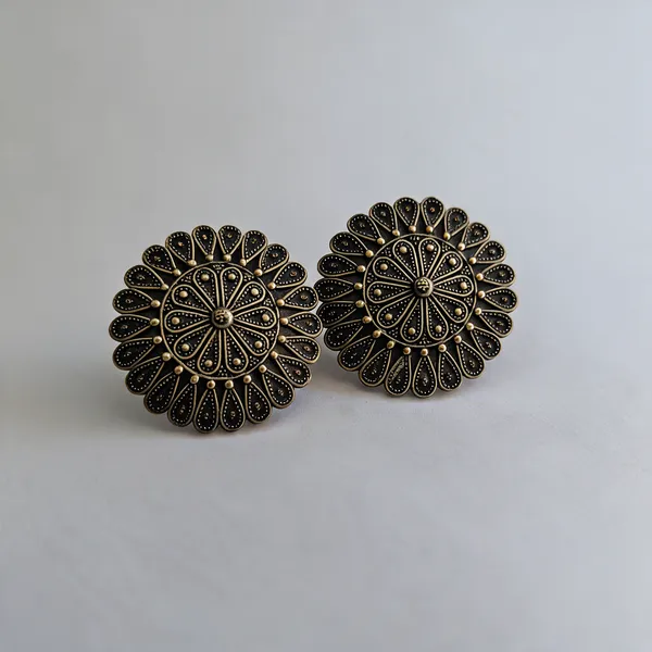 Antique-Tone_Brass_Floral_Stud_Earrings_For_Women
