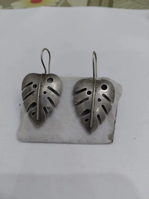 Silver_Brass_Leaf_Design_Drop_Earrings_For_Women