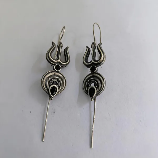 Silver_Oxidized_Brass_Trident_Drop_Earrings_For_Women