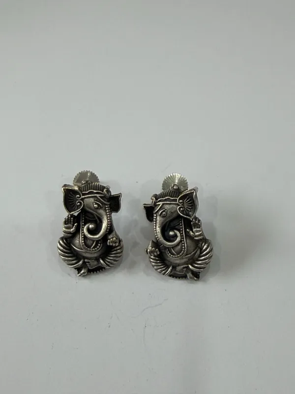 Silver-Tone_Brass_Ganesha_Motif_Stud_Earrings_For_Women