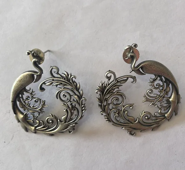 Silver-Tone_Brass_Filigree_Peacock_Stud_Earrings_For_Women