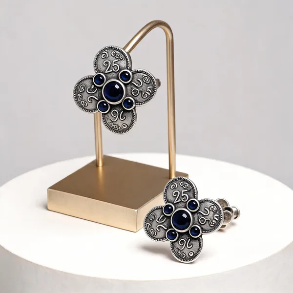 Silver_Oxidized_Brass_Floral_Cluster_Stud_Earrings_For_Women