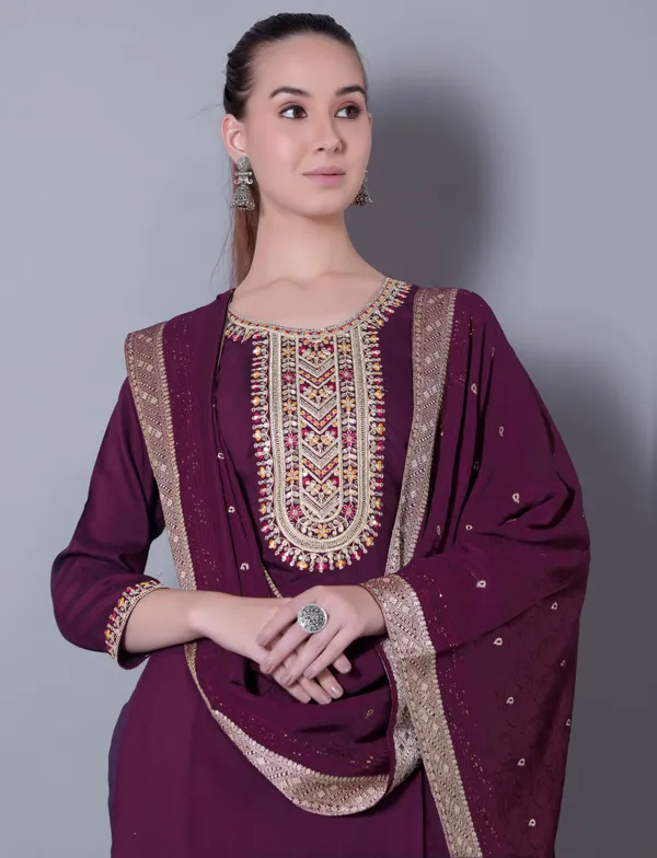 Women_Embroidered_Straight_Kurta_With_Pants_&_Dupatta