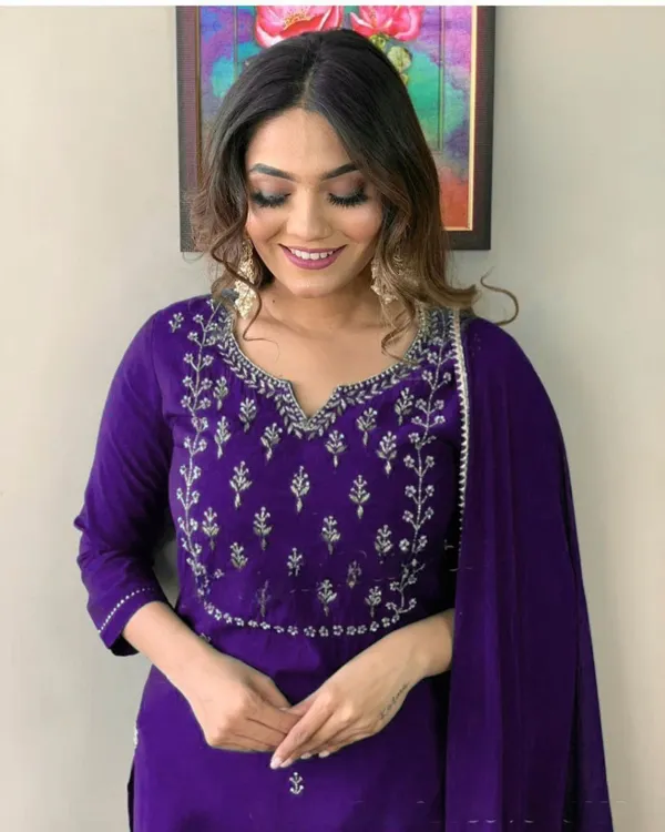 Women_Embroidered_Straight_Kurta_With_Pants_&_Dupatta