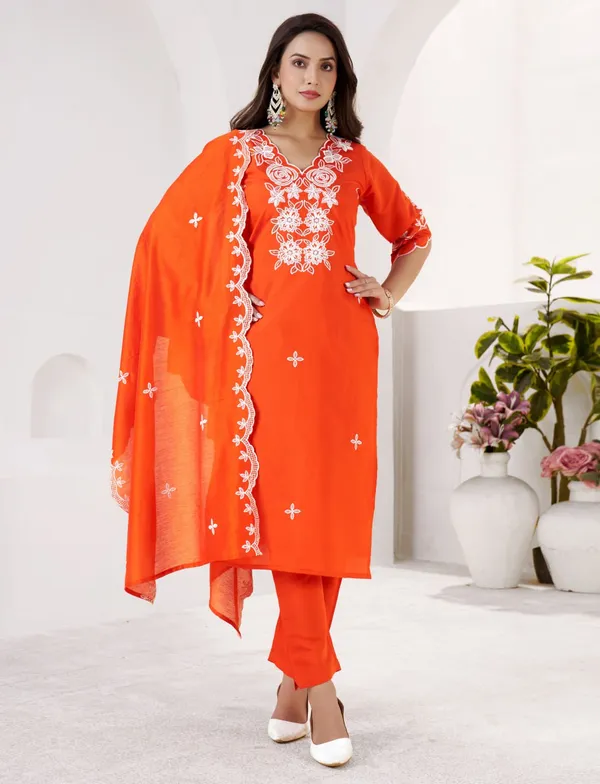 Ethnic_Motifs_Yoke_Design_Pure_Silk_Straight_Kurta_With_Trousers_&_Dupatta