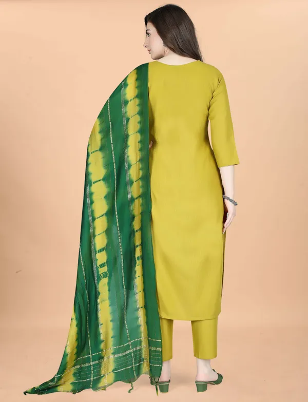 Ethnic_Motifs_Yoke_Design_Pure_Silk_Straight_Kurta_With_Trousers_&_Dupatta