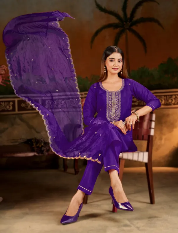 New_Collection_2026_Women_Embroidered_Straight_Kurta_With_Pants_&_Dupatta