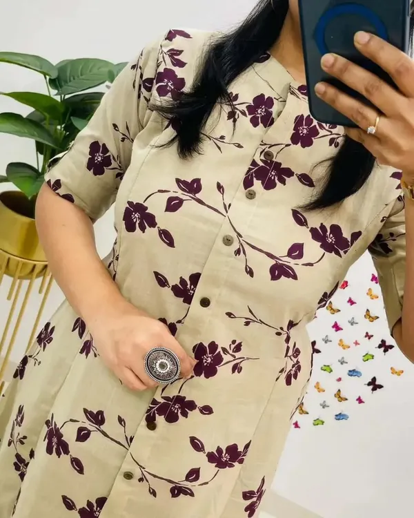 New_Trind_Women_Embroidered_Straight_Kurta_With_Pants_&_Dupatta