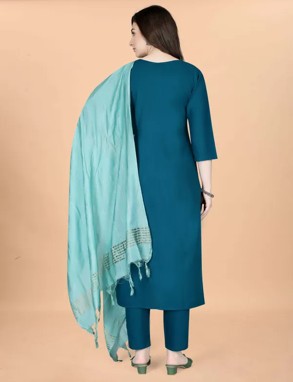 Ethnic_Motifs_Yoke_Design_Pure_Silk_Straight_Kurta_With_Trousers_&_Dupatta