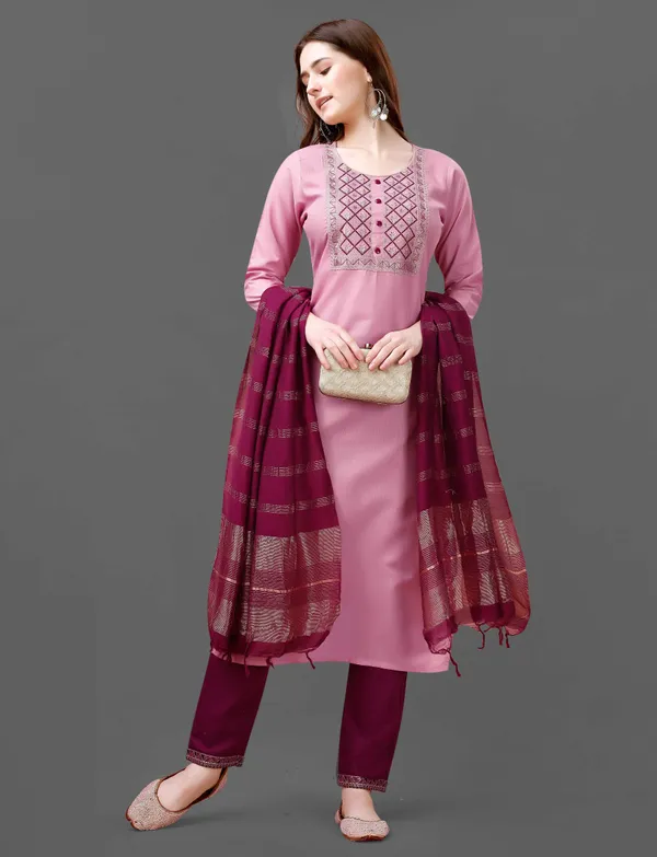 Ethnic_Motifs_Yoke_Design_Pure_Silk_Straight_Kurta_With_Trousers_&_Dupatta